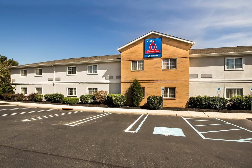 Studio 6-East Brunswick, Nj - Nyc Area Exterior photo